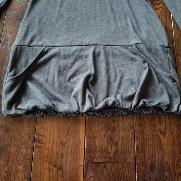 VENUS Long V neck top with hood&pockets - Picture 8 of 10